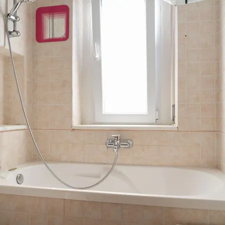Apartment In Villa, Quartu Sant Elena