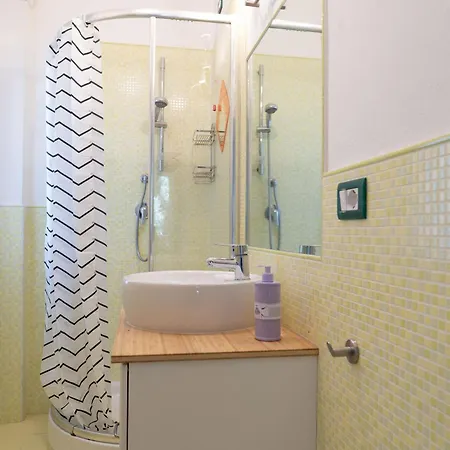 Apartment In Villa, Quartu Sant Elena Quartu SantʼElena