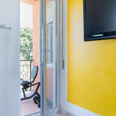 Apartmán In Villa, Quartu Sant Elena Quartu SantʼElena