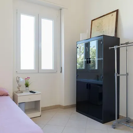 Apartment In Villa, Quartu Sant Elena Quartu SantʼElena